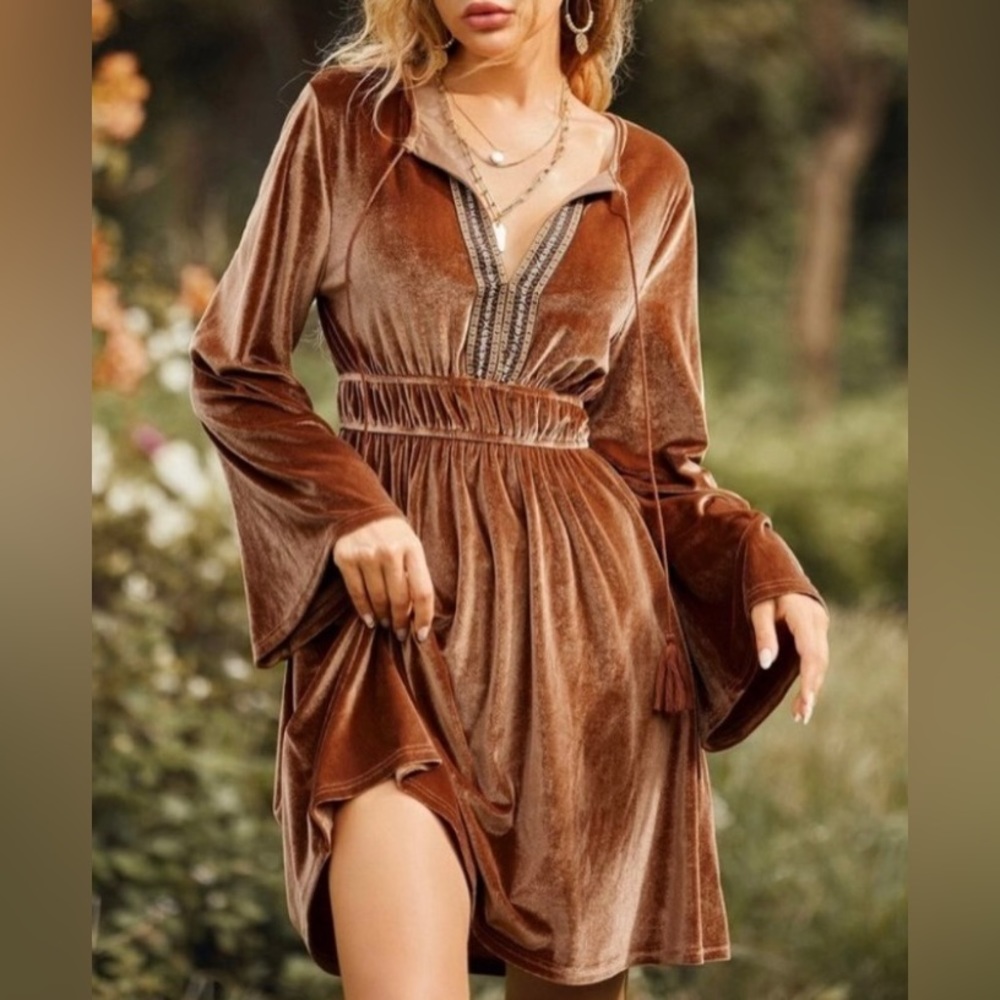 Cottagecore Boho Tie Neck lace detailed long sleeved Brown Velvet Dress